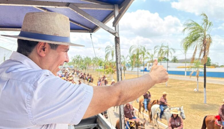 “Já são mais de R$ 1 milhão em emendas para Nova Olinda”, diz Marcus Marcelo durante Cavalgada