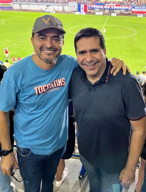 Deus é bom o tempo todo! ✨

Hoje o sentimento é de gratidão. A volta do Governador Wanderlei renova a esperança e reafirma o
nosso compromisso com os tocantinenses.

Com coragem e respeito pelo nosso povo, o governador retorna trazendo de volta a força do trabalho que transforma vidas.

Que Deus continue iluminando sua missão e abençoando cada decisão tomada pelo bem do nosso Tocantins.

Conte comigo, governador. Seguimos juntos, prontos para avançar ainda mais pelo nosso Estado.